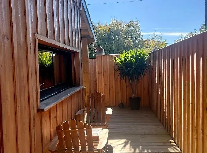 La Du Broustic Chalet *